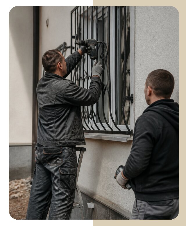 Установка наружных решеток в Полевской от 5030 р. | Дверной